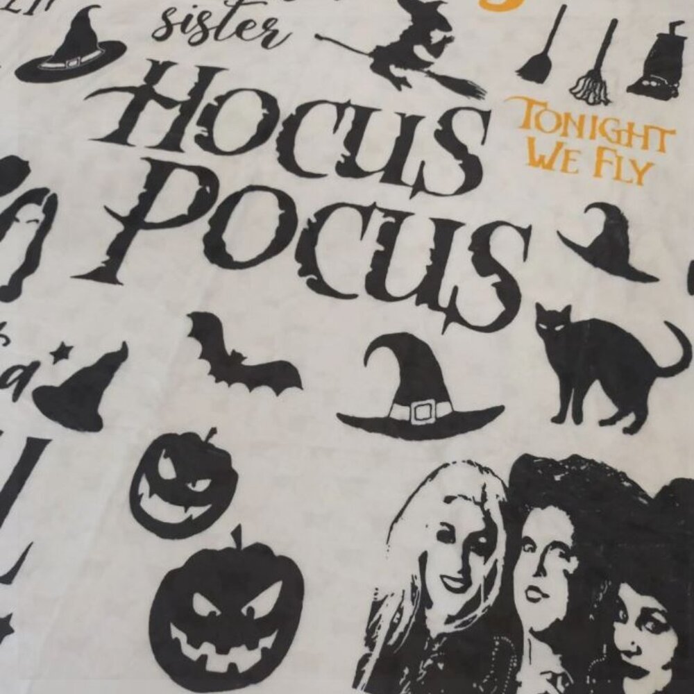 Hocus Pocus Soft Polyester Throw Blanket 40x50in. White with Black and Orange